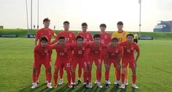 老师的奶子